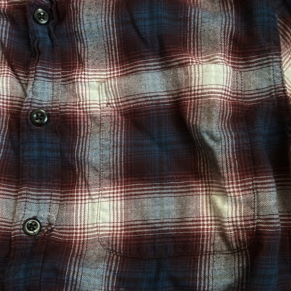 Men’s American Eagle Outfitters Button-Down Plaid Shirt - Picture 6 of 6